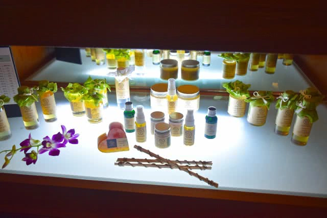 Chic-in : โรงแรม แมริออท รีสอร์ท ภูเก็ต เมอรีน บีช เสน่ห์แห่งท้องทะเลเกาะภูเก็ต