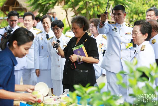 สมเด็จพระเทพฯ เสด็จพระราชดำเนิน เป็นองค์ประธานในพิธีเปิดงานวันข้าวและชาวนาแห่งชาติ