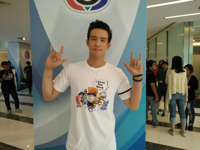 "เจมส์ มาร์" ยืนยันสัมพันธ์ "เดียร์น่า" แค่พี่น้อง