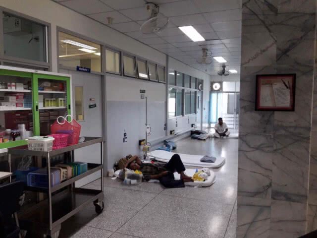เพจดัง ชวนทำดี กับโครงการถุงยาพอเพียง รพ.อุ้มผาง