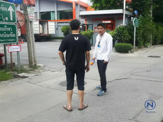 ยอมแล้ว! เก๋งปะทะสองแถว จบด้วยดี