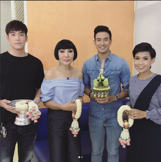 "เกรท" พร้อมบวชเพื่อศึกษาพระธรรม
เผย "น้องสาวแท้ๆเป็นคนถือหมอน"