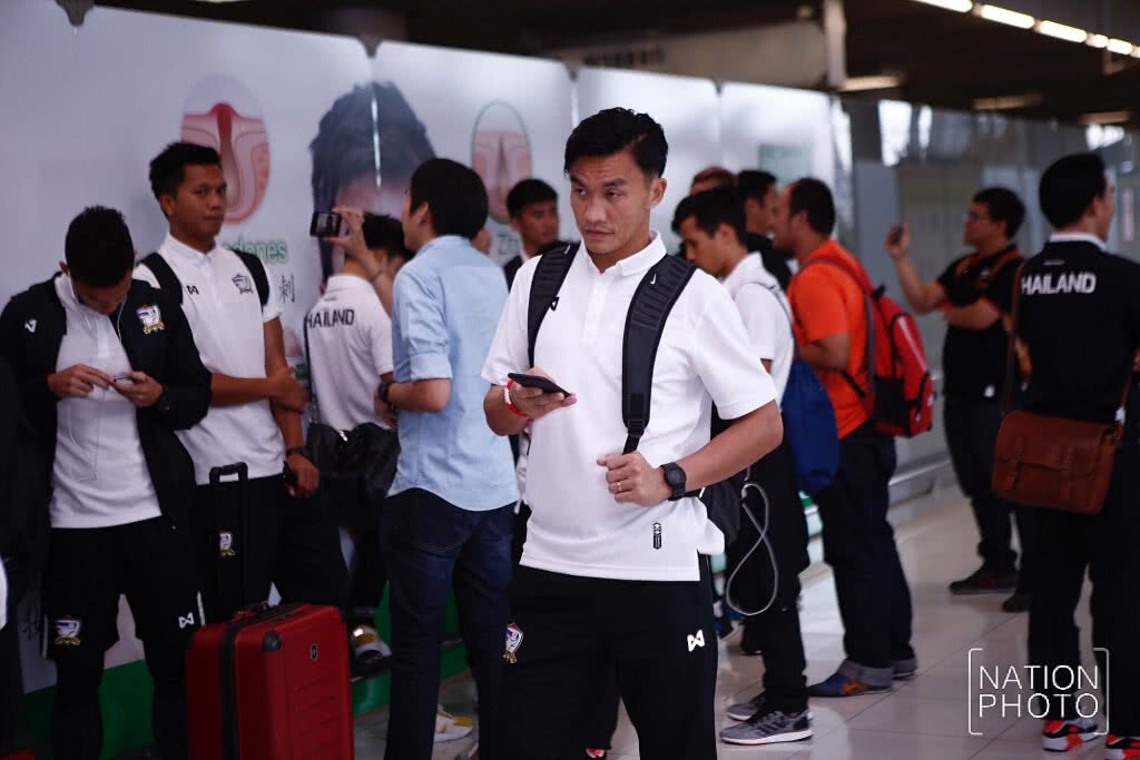 ทีมช้างศึกกลับถึงไทยแล้ว เก็บตัวต่อทันที ทีมช้างศึกกลับถึงไทยแล้ว เก็บตัวต่อทันที