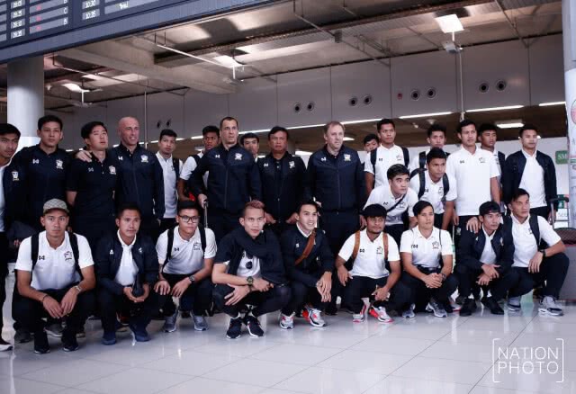 ทีมช้างศึกกลับถึงไทยแล้ว เก็บตัวต่อทันที
