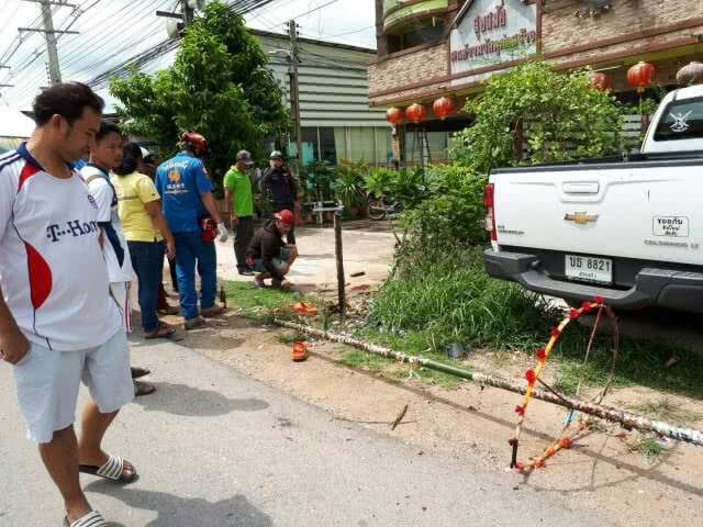 ยกฉัตรงานบวชพลาดถูกสายไฟฟ้าแรงสูงช็อตดับ 2 สาหัส 2