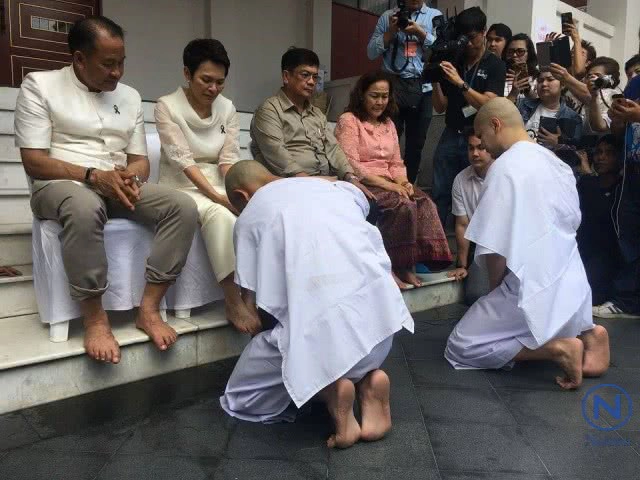 "เกรท-วรินทร" บวชทดแทนคุณพ่อแม่
ได้ฉายาทางธรรม "ชวินโท"