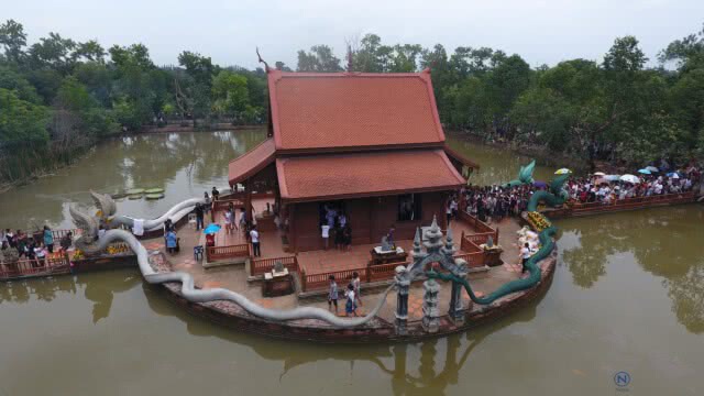 ปชช.แห่ชม "คำชะโนด 2"
พญานาค วัดป่าคลอง 11