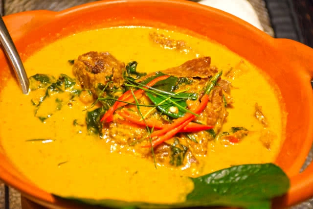 อร่อยปักหมุด : อิ่มอร่อยกับมื้อพิเศษ ณ ห้องอาหารไทย เบซิล โรงแรม Sheraton Grande Sukhumvit กรุงเทพฯ