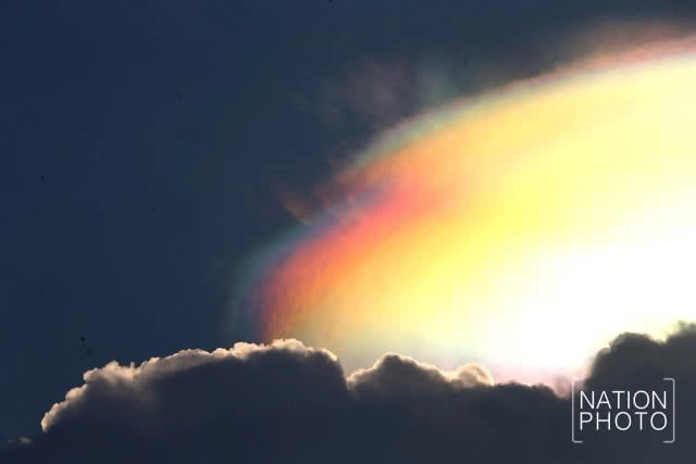เมฆสีรุ้ง...เหนือท้องฟ้าปักษ์ใต้