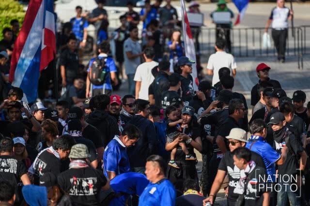 ภาพชุด แฟนบอลช้างศึกไทย ก่อนเริ่มเกมการแข่งขันฟุตบอลโลกรอบคัดเลือก โซนเอเชีย