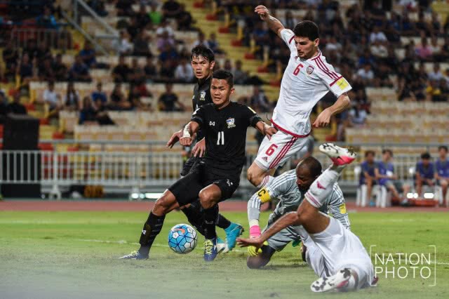ช้างศึก โดน ยูเออี ไล่เจ๊าทดเจ็บ 1-1
ฟุตบอลโลกรอบคัดเลือก รอบ 3