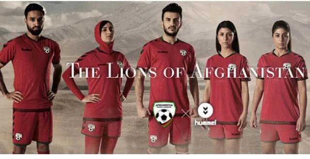 Hijab  Lifestyle
การเปิดออกของไลฟ์สไตล์ "สำรวม"