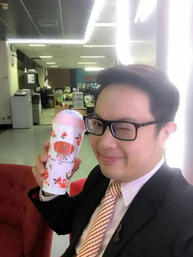 King of ชาไทย and Queen of ขี้แตก!