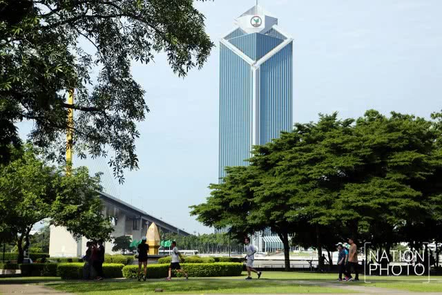 ชาวชุมชนคัดค้านการทางพิเศษฯ
จะยึดสวนสาธารณะพระราม 3