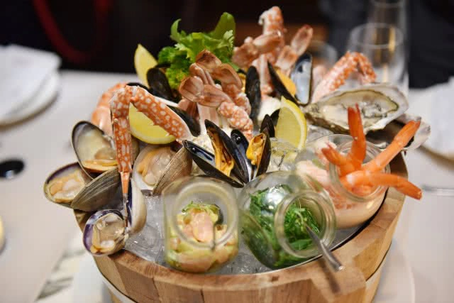 อร่อยปักหมุด : Seafood in the city ที่ห้องอาหารสกาลินี