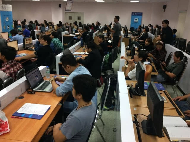 บสย. ปลื้ม SMEs ขอนแก่น ขานรับไทยแลนด์ 4.0 
ลงทะเบียนเรียนทะลุเป้า รับเทรนด์ใหม่ การค้าออนไลน์