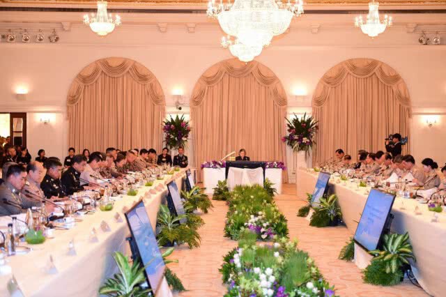 สมเด็จพระเทพฯ เสด็จฯประชุมคณะกรรมการอำนวยการจัดงานพระราชพิธีถวายพระเพลิงพระบรมศพฯ
