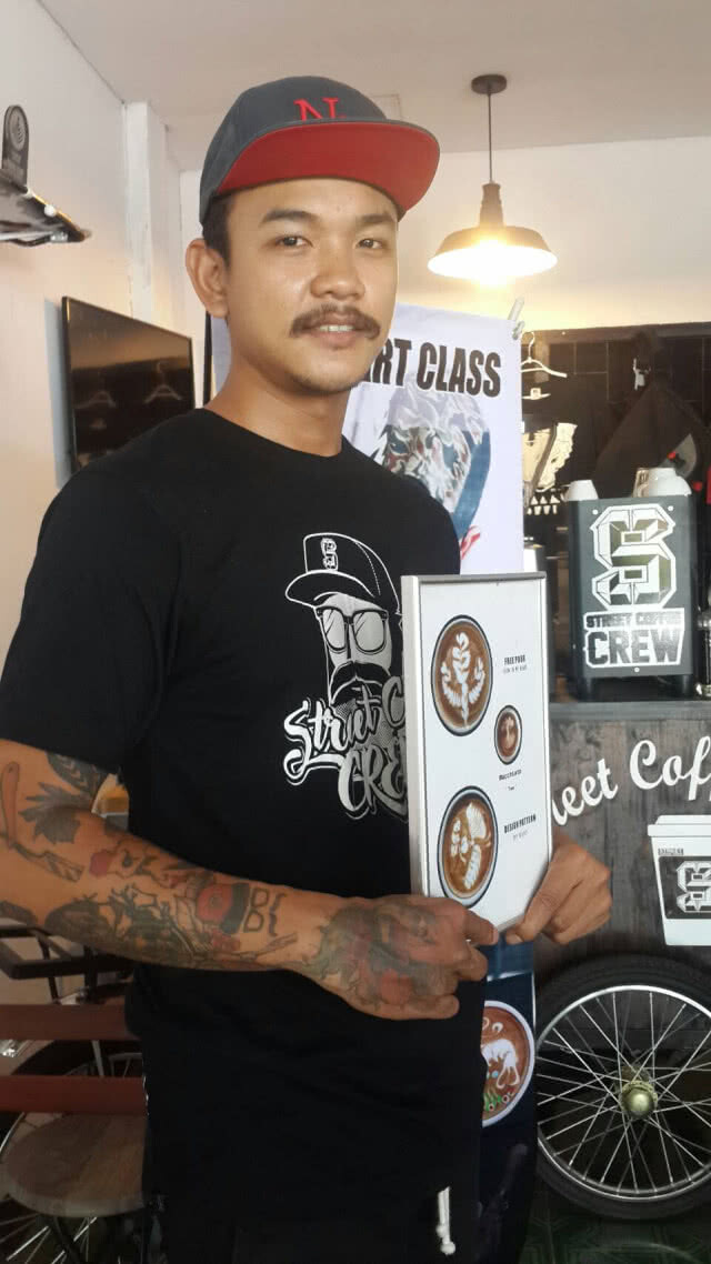 "บาริสต้า" อาชีพคนรุ่นใหม่
ฝีมือขั้นเทพ เสน่ห์ร้านกาแฟเชียงใหม่