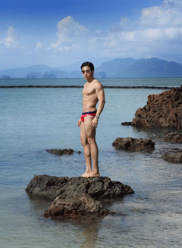 ณัฐ ศักดาทร อวดของดีถ่ายเซ็กซี่จัดเต็มอีกรอบ ทิ้งทวนซัมเมอร์