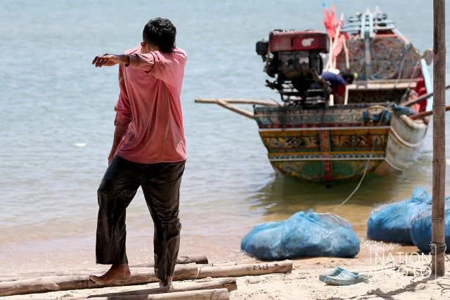 จับปูในบ้านปลา
วิถีประมงพื้นบ้าน ชายแดนใต้
