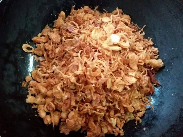 ครัวน้าคม : น้ำพริกกากหมู สูตรแห้ง กินเล่น กินเป็นกับแกล้ม กับข้าว ได้หมด เก็บง่าย