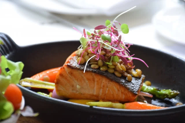 อร่อยปักหมุด : ร้านอาหารฝรั่งเศสกับบรรยากาศในสวน ที่ cafe claire (คาเฟ่  แคลร์)