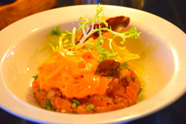 อร่อยปักหมุด : อาหารฝรั่งเศสต้นตำรับพร้อมวิวสวยๆ ที่ห้องอาหาร The Scarlett wine bar & Restaurant