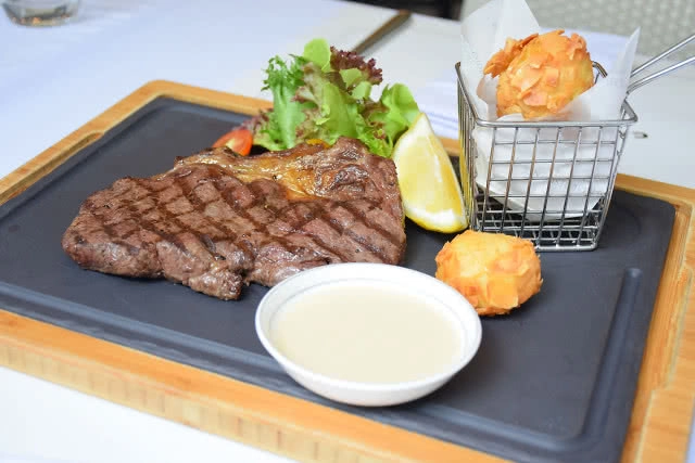 อร่อยปักหมุด : ร้านอาหารฝรั่งเศสกับบรรยากาศในสวน ที่ cafe claire (คาเฟ่  แคลร์)