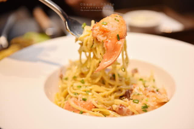อร่อยปักหมุด : อาหารอร่อยกับวิวสวยที่ Char Restaurant ชั้น 25 โรงแรม Hotel Indigo Bangkok ถนนวิทยุ