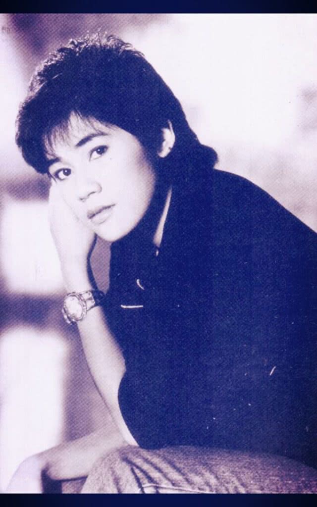 ศิลปินร่วม100ชีวิต 
ทุกค่ายทุกแขนงพร้อมใจจัดคอนเสิร์ต 
"พี่น้องผองเพื่อน เรามีเรา" เพื่อ แหวน ฐิติมา