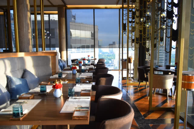 อร่อยปักหมุด : อาหารอร่อยกับวิวสวยที่ Char Restaurant ชั้น 25 โรงแรม Hotel Indigo Bangkok ถนนวิทยุ