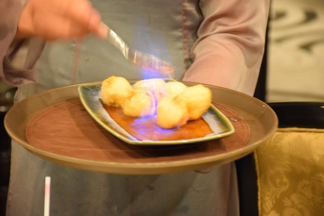 อร่อยปักหมุด : อร่อยและสุขภาพดีไปกับเมนูอะลาคาสและอะลาคาสบัฟเฟ่ต์อาหารเวียดนามดั้งเดิม ที่ เลอ ดานัง