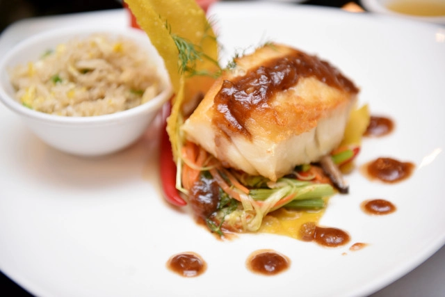 อร่อยปักหมุด : อร่อยและสุขภาพดีไปกับเมนูอะลาคาสและอะลาคาสบัฟเฟ่ต์อาหารเวียดนามดั้งเดิม ที่ เลอ ดานัง