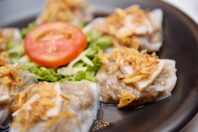 อร่อยปักหมุด : อร่อยและสุขภาพดีไปกับเมนูอะลาคาสและอะลาคาสบัฟเฟ่ต์อาหารเวียดนามดั้งเดิม ที่ เลอ ดานัง