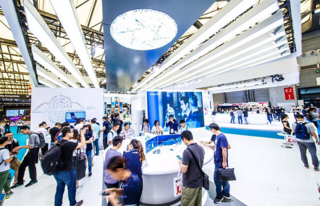VIVO Smartphone เข้าร่วมเป็นส่วนหนึ่งในการนำเสนอเทคโนโลยีชั้นนำของอุตสาหกรรมมือถือในงาน ที่ Shanghai