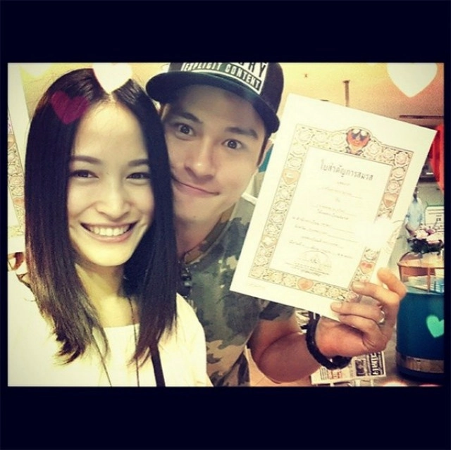 หย่าแล้ว!! ปีเตอร์-พลอย บ่ายวันนี้