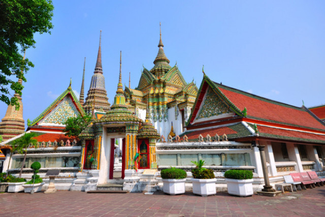 ทำบุญไหว้พระ 10 วัด 10 รัชกาล 
ในวันพระใหญ่ "อาสาฬหบูชา"
