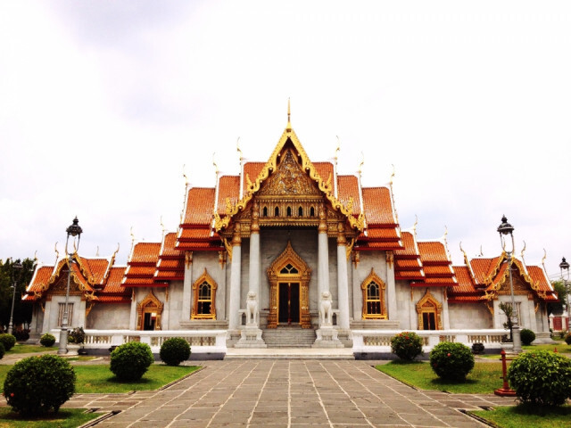 ทำบุญไหว้พระ 10 วัด 10 รัชกาล 
ในวันพระใหญ่ "อาสาฬหบูชา"