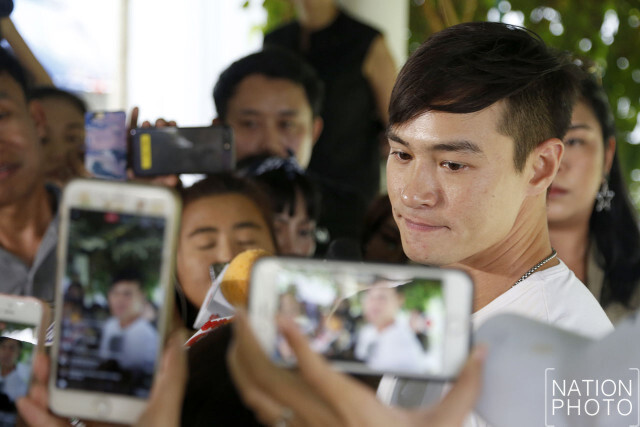 ปีเตอร์ เคลียร์ชัด! หย่า "พลอย" แล้ว