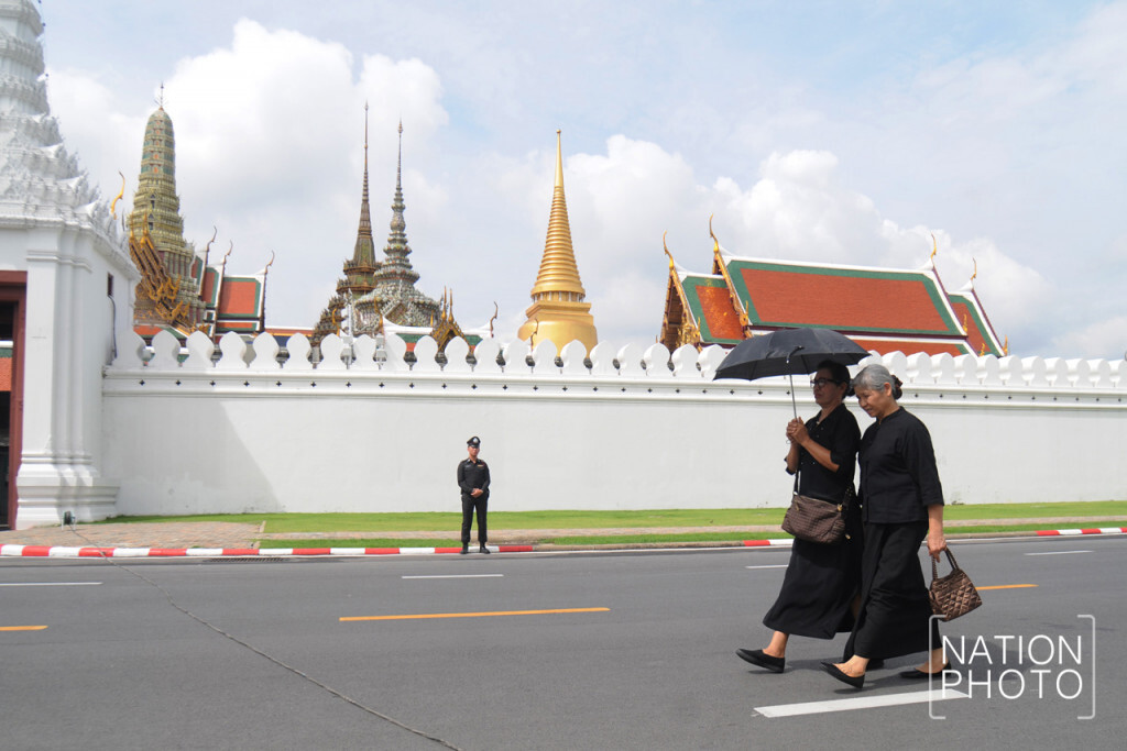 ประชาชนเข้ากราบสักการะพระบรมศพฯ ประชาชนเข้ากราบสักการะพระบรมศพฯ