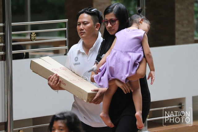 ถวายเทียนพรรษา วัดไม่ใช้ไฟฟ้า หนึ่งเดียวในภูเก็ต