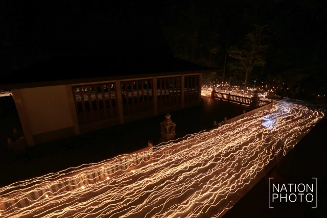 เข้าพรรษา กระจ่างด้วยแสงเทียน วัดทีไม่ใช้ไฟฟ้า หนึ่งเดียวในภูเก็ต