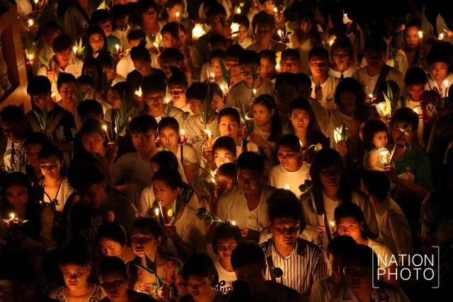 เข้าพรรษา กระจ่างด้วยแสงเทียน วัดทีไม่ใช้ไฟฟ้า หนึ่งเดียวในภูเก็ต