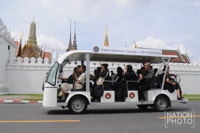 ประชาชนเข้ากราบสักการะพระบรมศพฯ