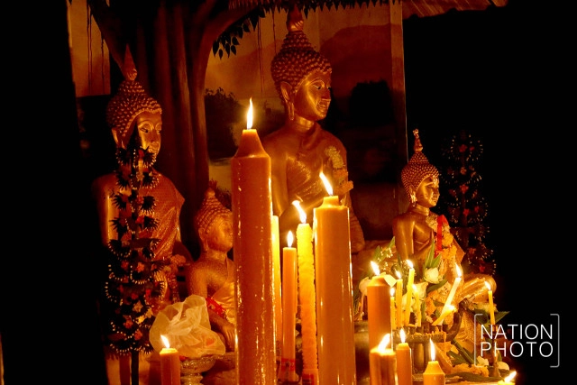 เข้าพรรษา กระจ่างด้วยแสงเทียน วัดทีไม่ใช้ไฟฟ้า หนึ่งเดียวในภูเก็ต