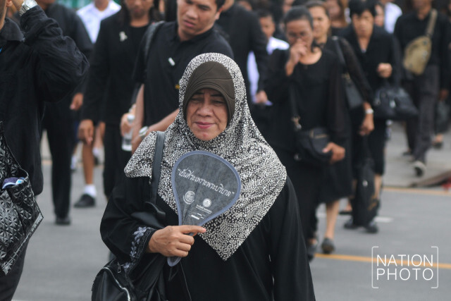 ประชาชนเข้ากราบสักการะพระบรมศพฯ