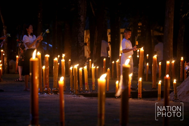เข้าพรรษา กระจ่างด้วยแสงเทียน วัดทีไม่ใช้ไฟฟ้า หนึ่งเดียวในภูเก็ต