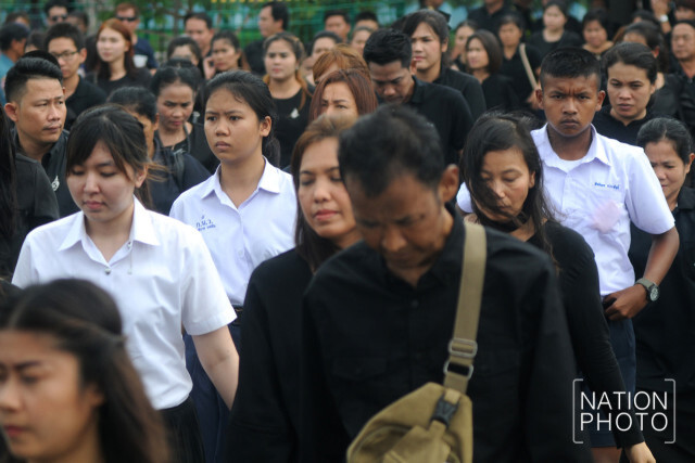 ประชาชนเข้ากราบสักการะพระบรมศพฯ