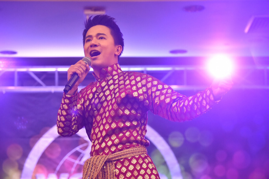 โน้ต ศรัณย์ คว้า 14 เหรียญรางวัล และ 3 โล่เกียรติยศ จากเวทีระดับโลก มาฝากคนไทย