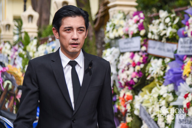 "พระองค์โสมฯ" ประทานน้ำหลวงอาบศพและพวงมาลา "ชุมพร เทพพิทักษ์"